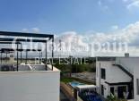 Resale - VILLA -
ORIHUELA COSTA - VILLAMARTÍN