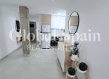 Wederverkoop - APPARTEMENT -
TORREVIEJA - La Mata