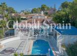 Resale - VILLA -
TORREVIEJA - Costa Blanca