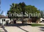 Resale - HOUSE -
LA MARINA - Elche / Elx