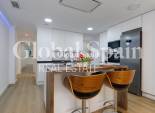 Revente - APPARTEMENT -
TORREVIEJA - Center