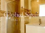 Revente - VILLA -
LA ZENIA - Costa Blanca