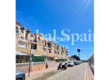 Resale - APARTMENT -
ORIHUELA - Inland