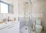 Resale - VILLA -
VILLAMARTÍN - Costa Blanca