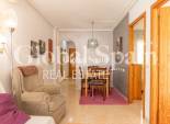 Wederverkoop - APPARTEMENT -
TORREVIEJA - El molino