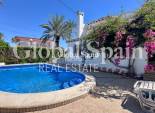 Odsprzedaż - WILLA  -
ORIHUELA COSTA - 