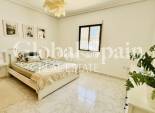 Odsprzedaż - WILLA  -
TORREVIEJA - 
