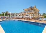 Wederverkoop - VILLA -
TORREVIEJA - LOS BALCONES - LOS ALTOS