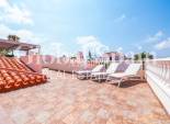 Odsprzedaż - WILLA  -
TORREVIEJA - 