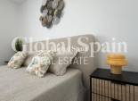 Wederverkoop - APPARTEMENT -
TORREVIEJA - Playa del Cura