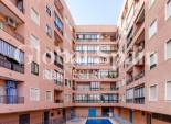 Revente - APPARTEMENT -
TORREVIEJA - Center