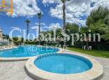 Venta - CASA -
ORIHUELA COSTA - La Zenia