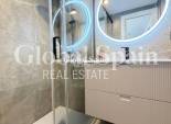 Revente - APPARTEMENT -
TORREVIEJA - Punta Prima