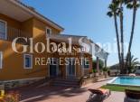 Venta - VILLA -
ORIHUELA - Inland