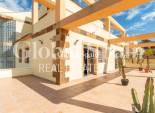 Wederverkoop - Villa -
TORREVIEJA - Aguas nuevas 2