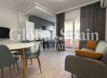 Wiederverkauf - WOHNUNG -
TORREVIEJA - Playa del Cura
