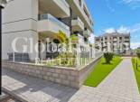 Resale - APARTMENT -
VILLAMARTÍN - Costa Blanca