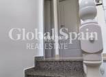 Revente - VILLA -
GUARDAMAR DEL SEGURA