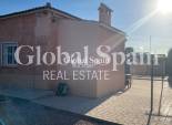 Resale - HOUSE -
CREVILLENTE - Inland