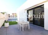 Wiederverkauf - VILLA -
FORMENTERA DEL SEGURA - Fincas de La Vega