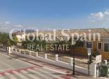 Resale - HOUSE -
SALINAS - Inland
