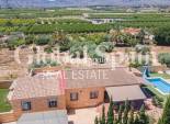 Resale - VILLA -
ALBATERA - Campo De Albatera
