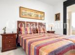 Wederverkoop - APPARTEMENT -
ORIHUELA COSTA - Costa Blanca
