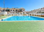 Venta - CASA -
TORREVIEJA - El limonar