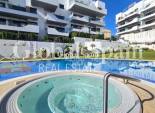 Revente - APPARTEMENT -
ORIHUELA COSTA - Costa Blanca