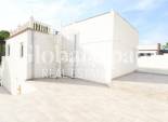 Odsprzedaż - WILLA  -
TORREVIEJA - 
