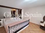 Revente - APPARTEMENT -
TORREVIEJA - Los Frutales