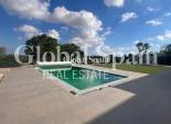 Revente - VILLA -
SUCINA - Inland