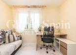 Venta - APARTAMENTO -
TORREVIEJA - Torreta
