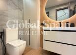 Wederverkoop - VILLA -
TORREVIEJA - Punta Prima