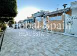 Resale - HOUSE -
TORREVIEJA - Costa Blanca