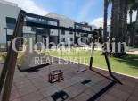 Wiederverkauf - WOHNUNG -
LA ZENIA - Costa Blanca