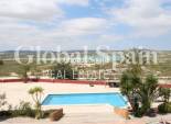 Resale - HOUSE -
ORIHUELA - Inland