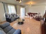 Resale - VILLA -
TORREVIEJA - Aguas Nuevas