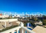 Wederverkoop - VILLA -
LA MATA - Costa Blanca