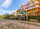 Resale - APARTMENT -
TORREVIEJA - Punta Prima