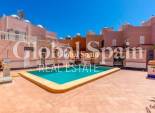 Venta - CASA -
TORREVIEJA - Los Frutales/ La Rosaleda