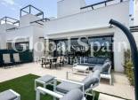 Resale - VILLA -
LOS ALCÁZARES - Dolores De Pacheco-santa Rosalía