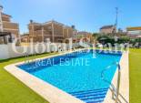 Wiederverkauf - HAUS -
ORIHUELA COSTA - Costa Blanca