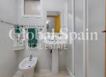 Venta - APARTAMENTO -
TORREVIEJA - Center