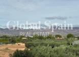 Resale - VILLA -
CREVILLENTE