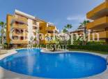 Wederverkoop - APPARTEMENT -
TORREVIEJA - Punta Prima