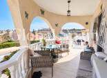 Resale - VILLA -
CIUDAD QUESADA - La Marquesa