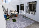 Wiederverkauf - WOHNUNG -
SAN MIGUEL DE SALINAS - Costa Blanca