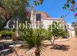Resale - VILLA -
CIUDAD QUESADA