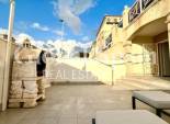 Venta - APARTAMENTO -
TORREVIEJA - Torreblanca